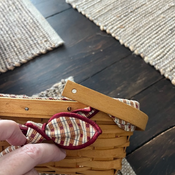 Longaberger Homestead Basket with Red Accents - Picture 9 of 10